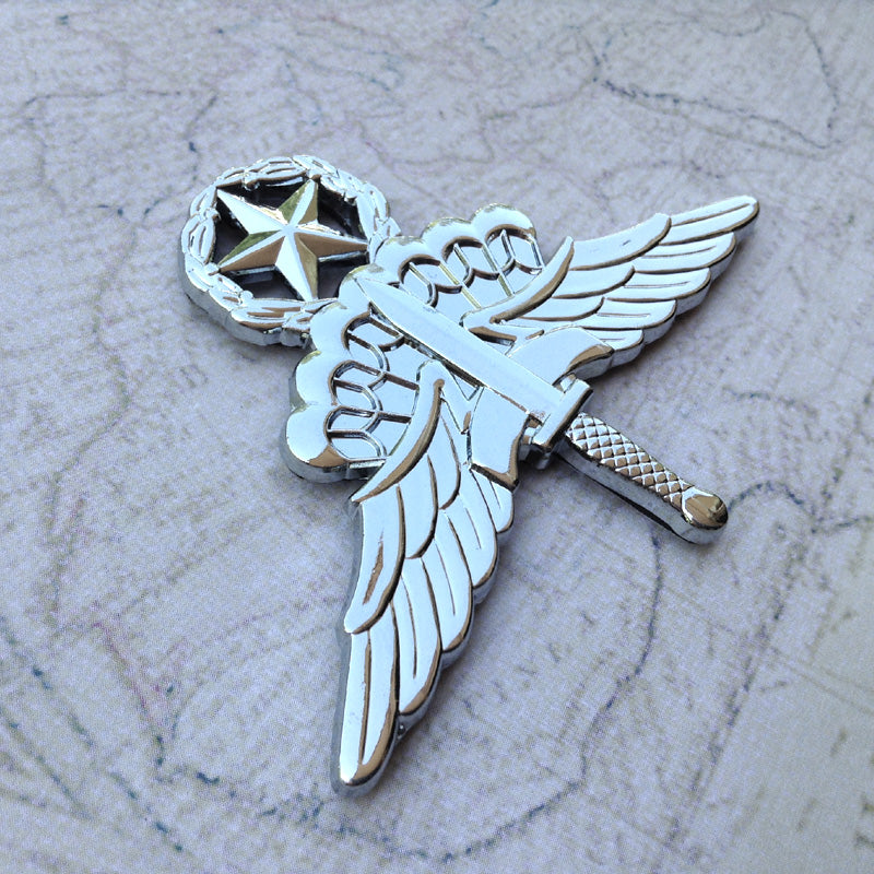 Military Freefall (HALO) Parachutist Badge Premium Metal Emblem on a map looking background